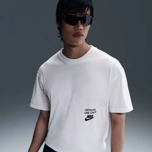Camiseta Nike Sportswear Max90 Remix Masculina