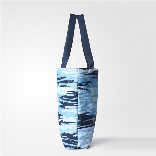 upcycled billboard bolsas